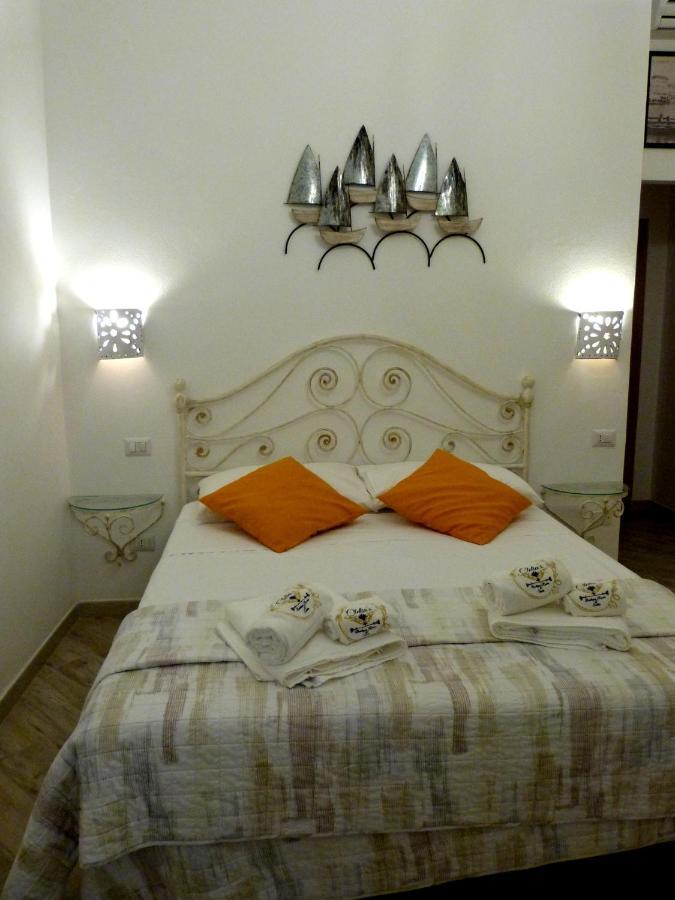 Clelia'S Boutique Rooms & Suites ลามัดดาเลนา ภายนอก รูปภาพ